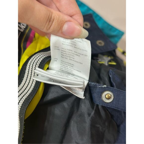 Killtec Iolana All Weather Insulated Hooded Kid's Winter Snow Ski Jacket Coat 12 - Picture 6 of 13